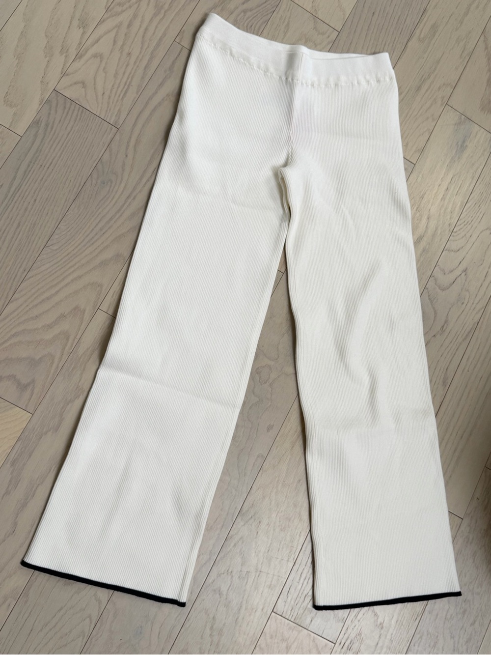 Edikted White Ribbed Knit Wide-Leg Pants